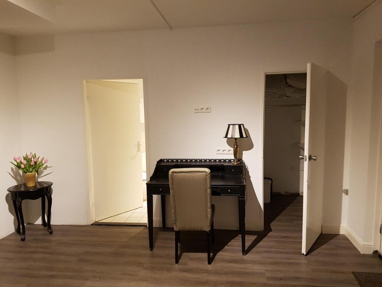 Hotel De Lis Lisse Extérieur photo